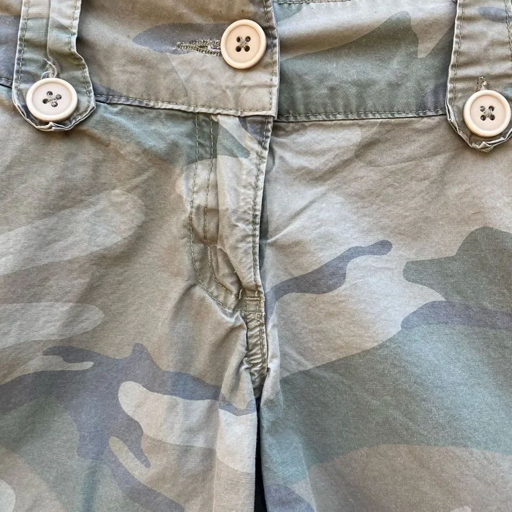 Forever 21‎ Camouflage Shorts